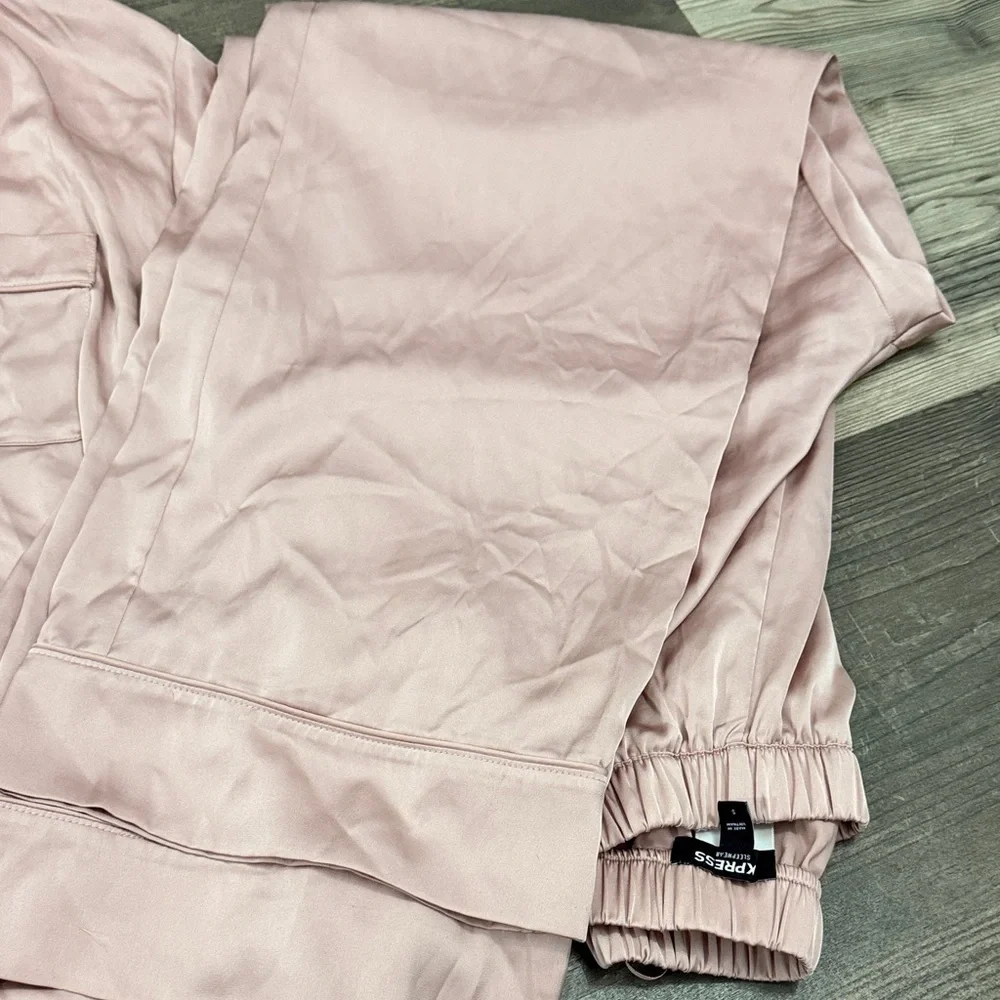 Express faux silk