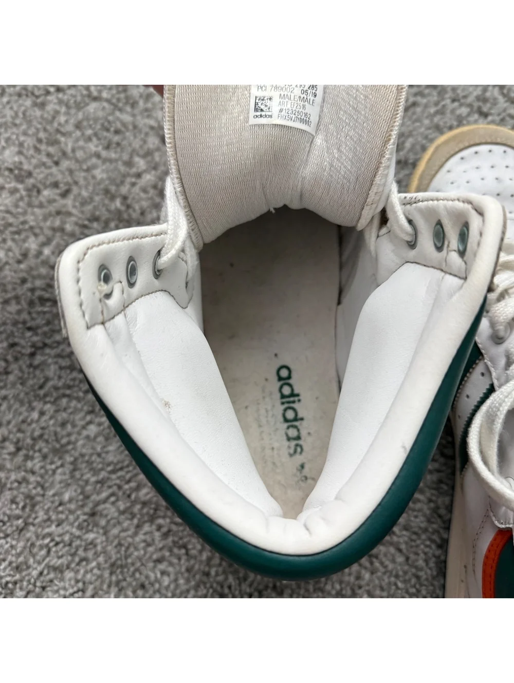 adidas these top