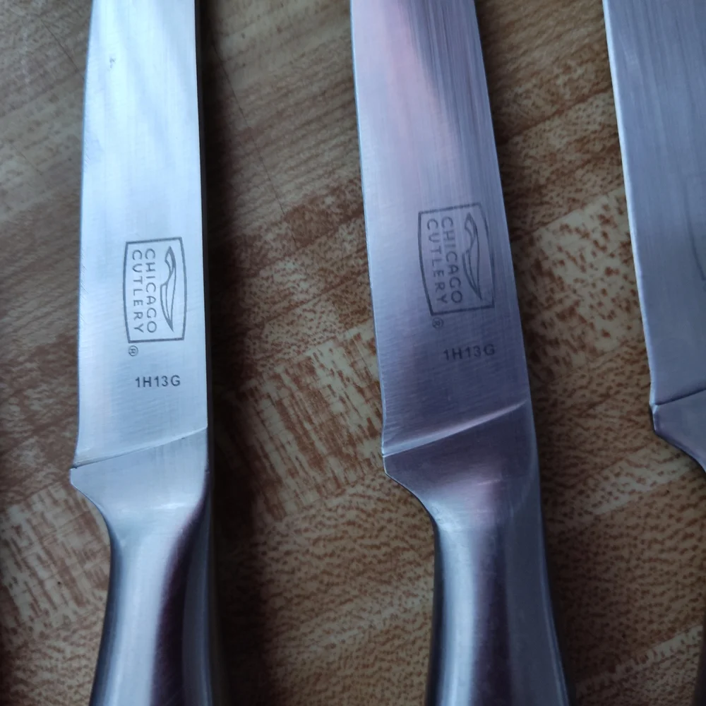 Chicago Cutlery knives have