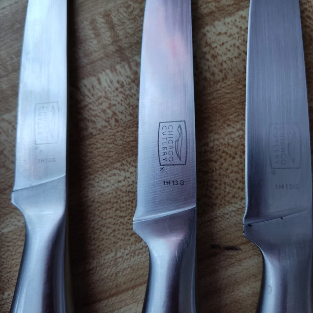 Chicago Cutlery knives have