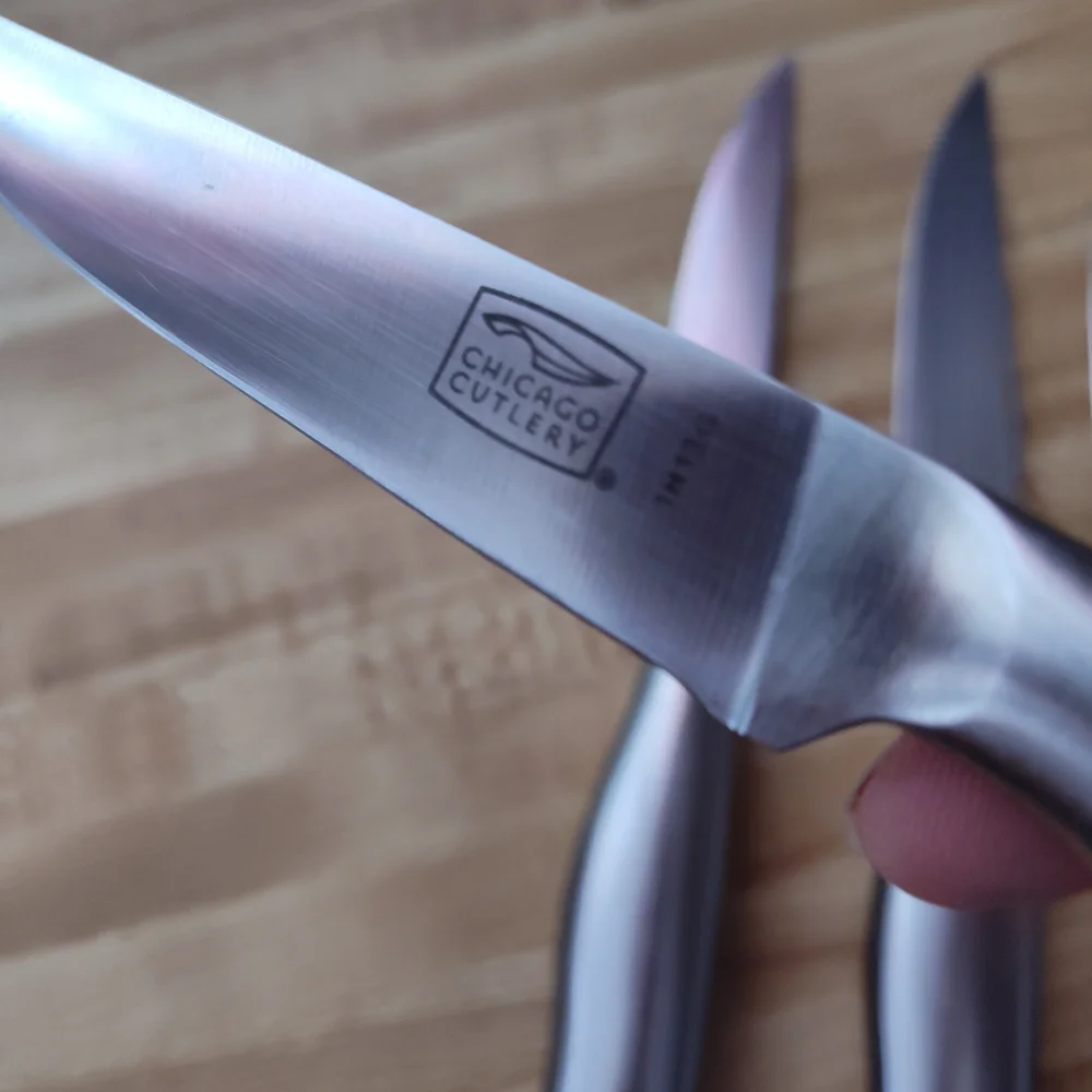 Chicago Cutlery knives have