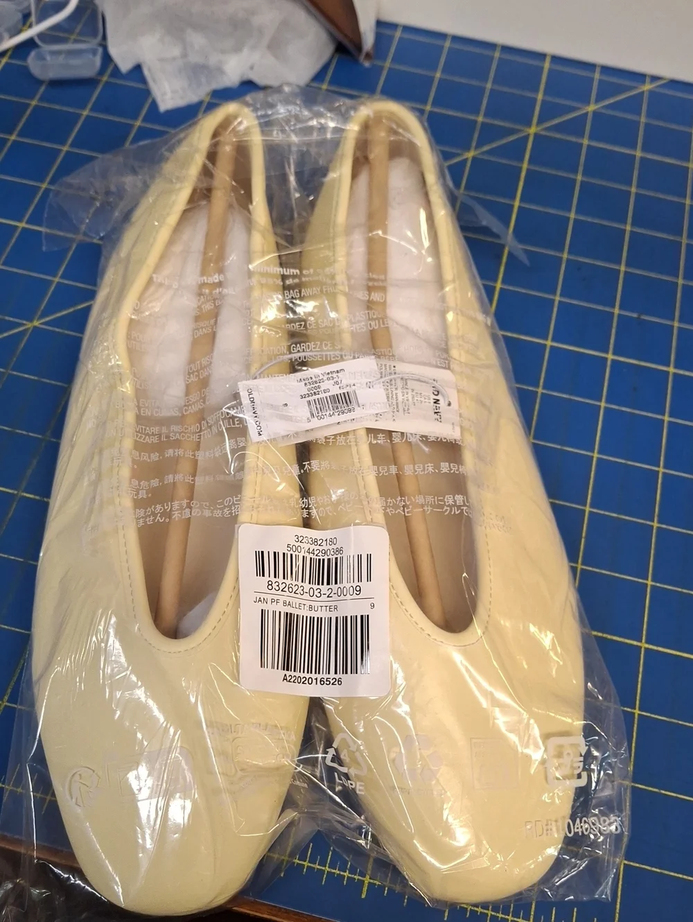 Old Navy elegant cream