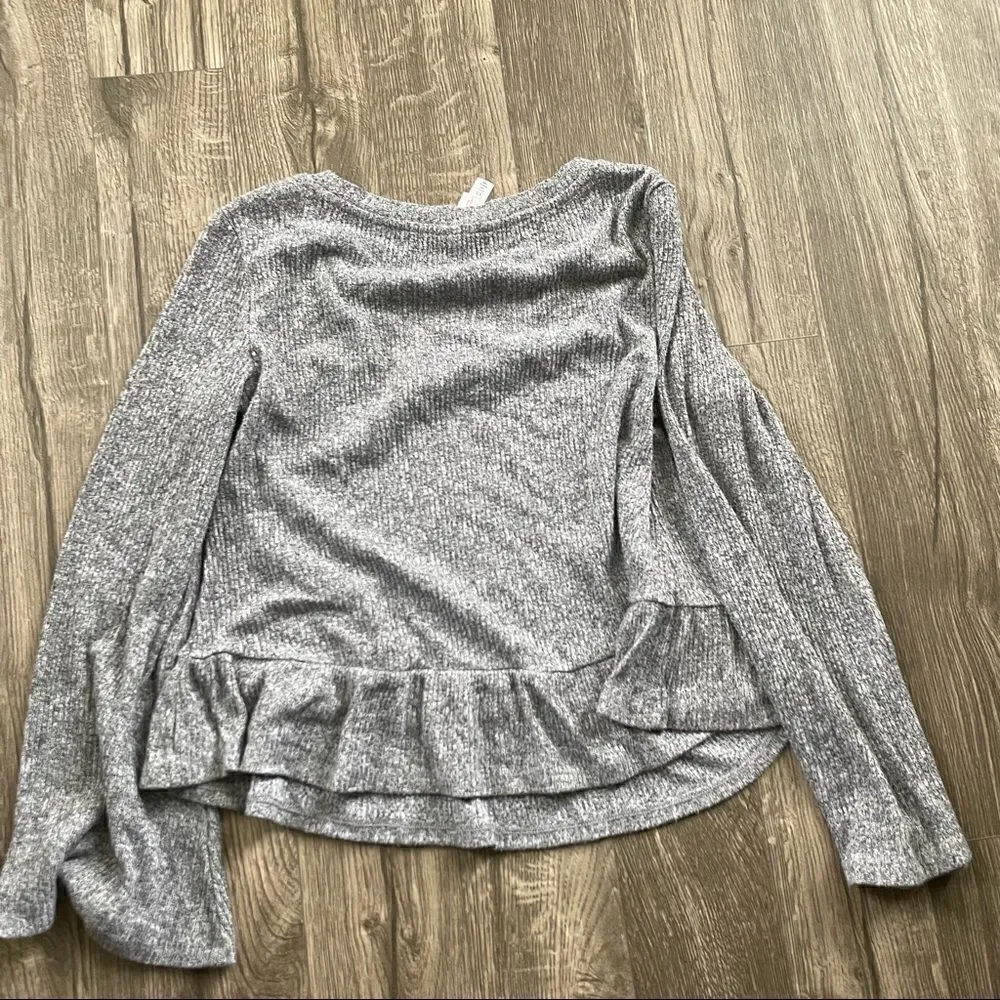 2/$20 GILLIGAN & O'MALLEY RIBBED COZY RUFFLE BELL SLEEVE SLEEP SHIRT