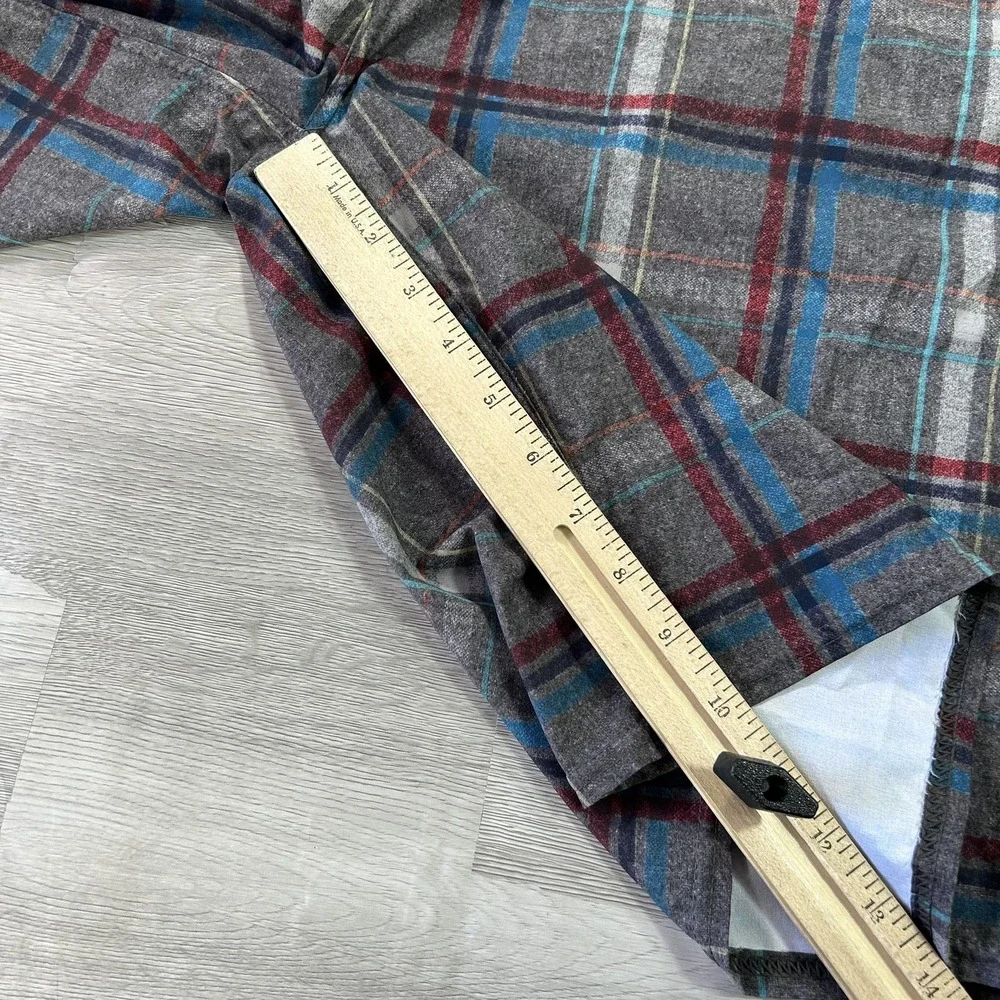 Travis Mathew branded woven