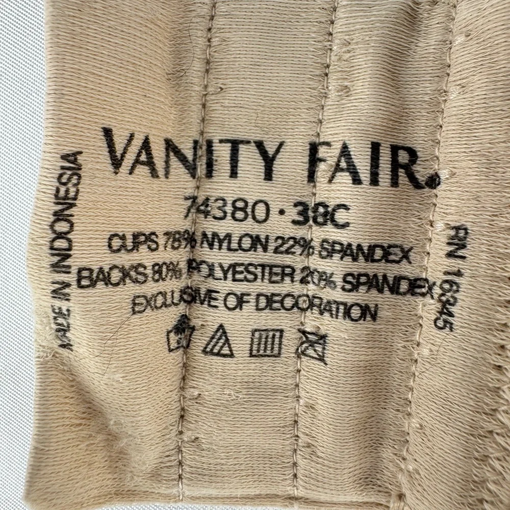 Vanity Fair Nude Strapless Wired Bra