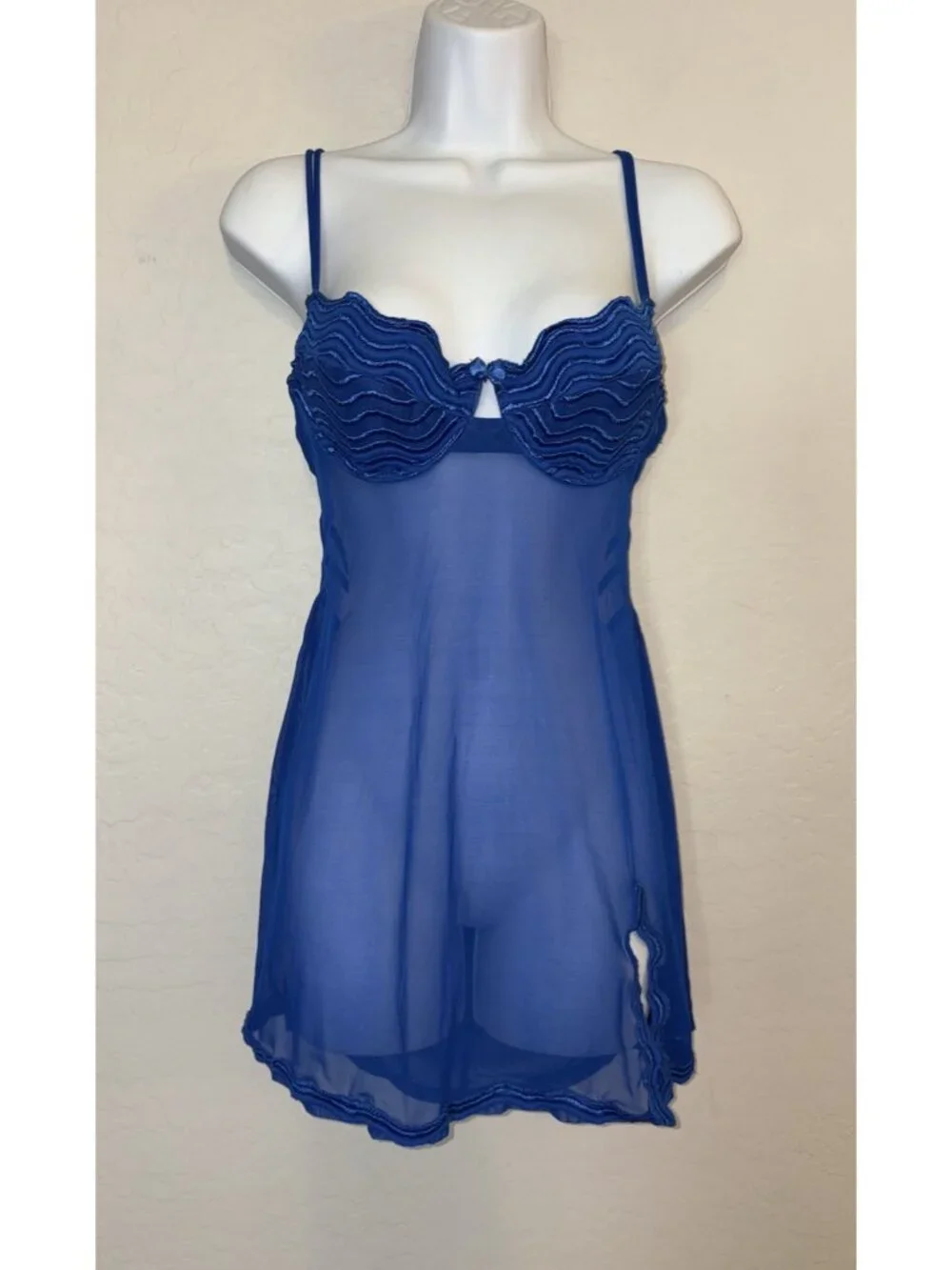 Frederick’s Of Hollywood Blue Y2K Sheer Babydoll Chemise Nightie Open Back‎ M