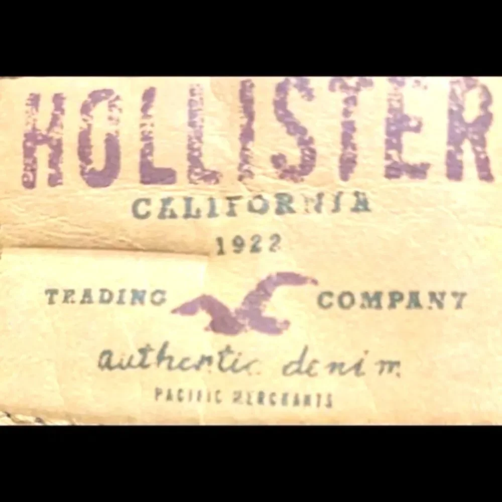 Hollister women’s new