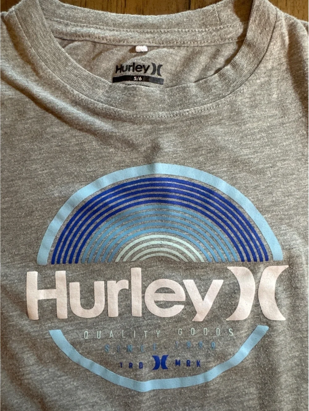 Hurley Gray Logo Graphic T-Shirt Size 5/6