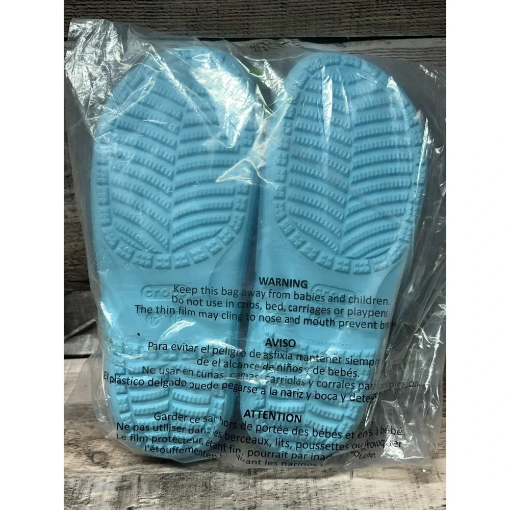 CROCS product pair