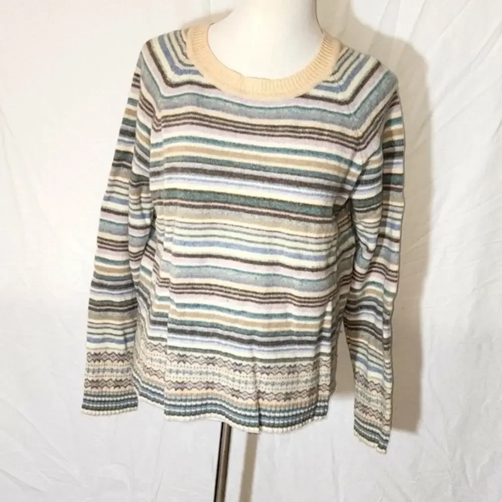 New York and Company Striped Sweater‎ Size Large