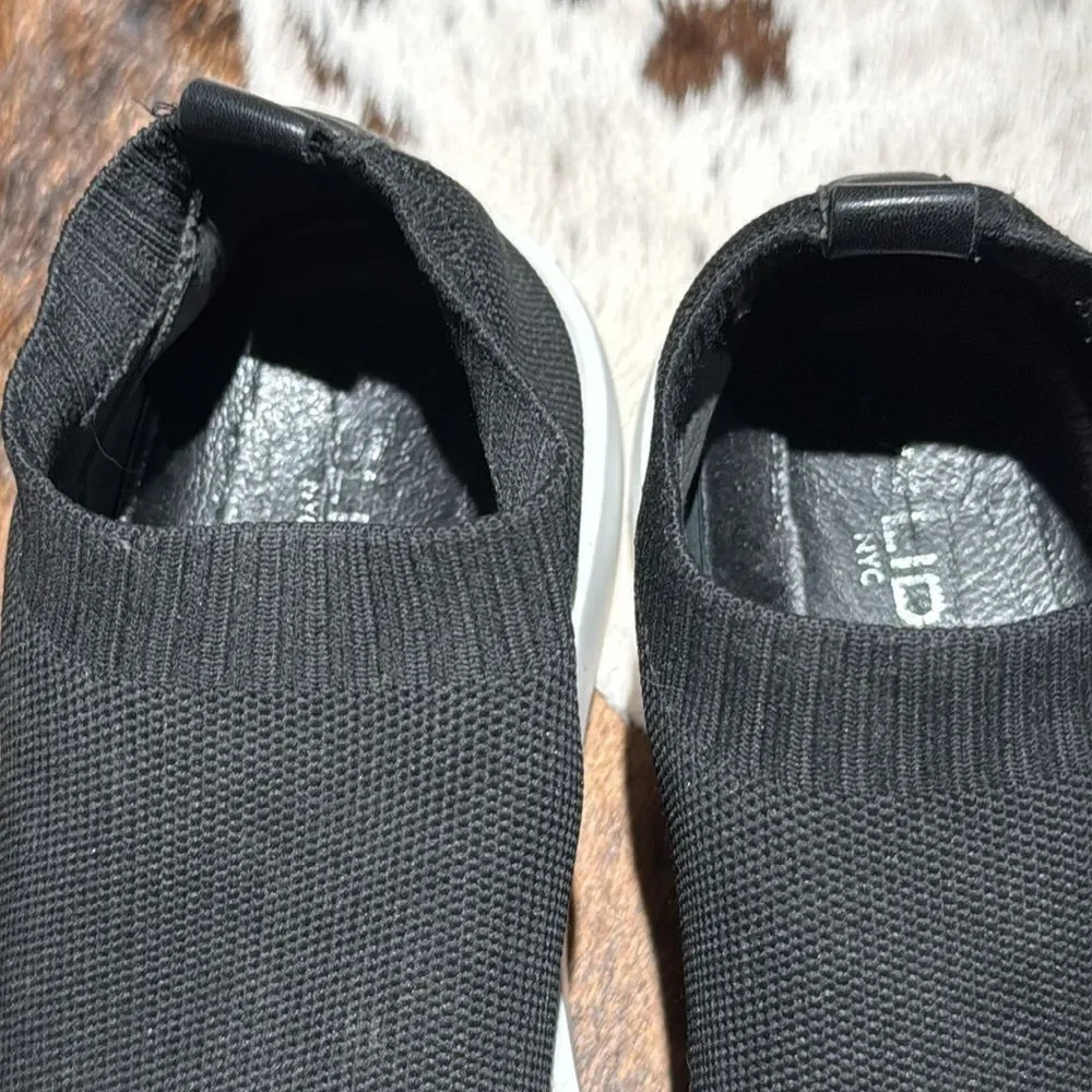 J/SLIDES these shoes