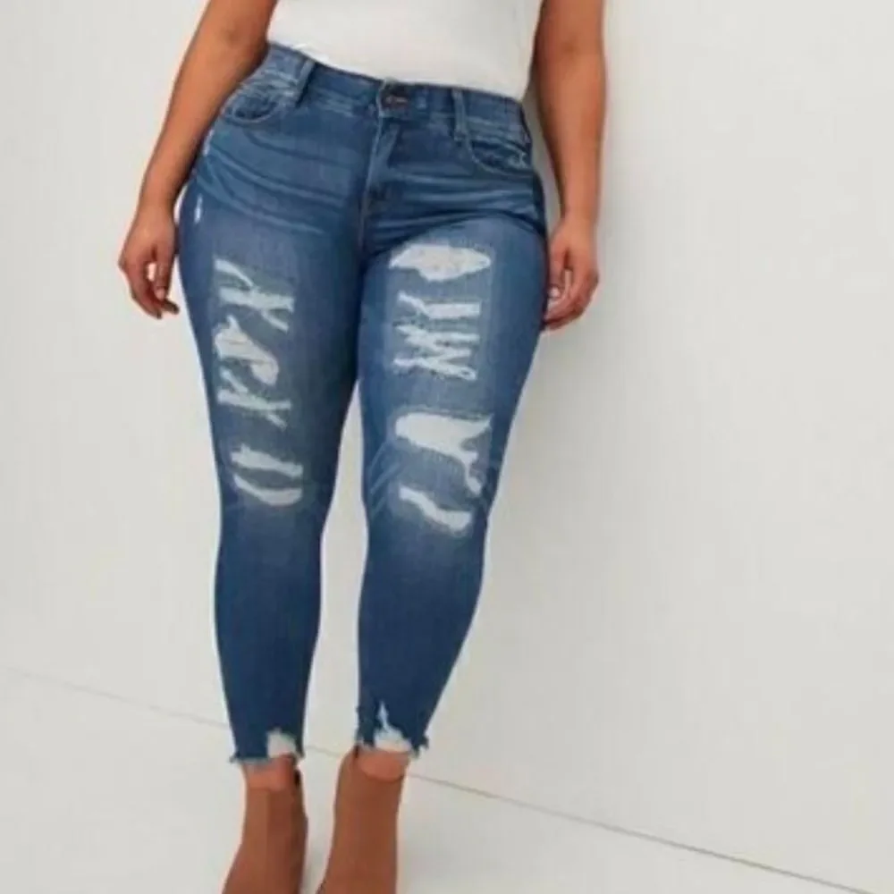 Torrid Distressed Blue Bombshell Skinny Jeans Size 22R