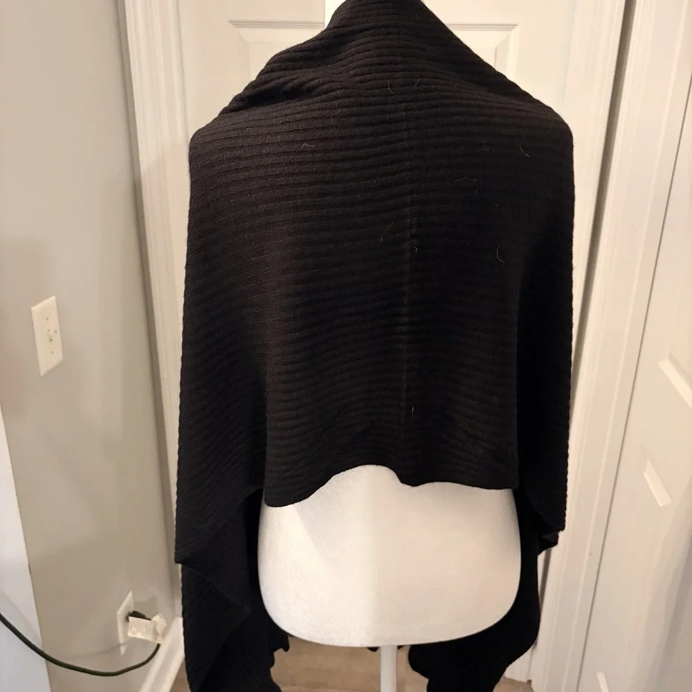 Accent ribbed knit