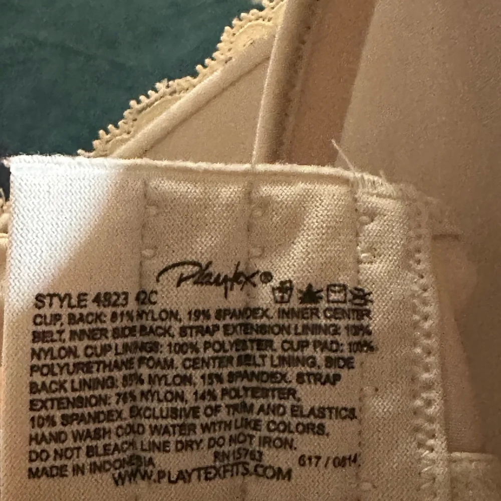 Playtex elegant lace