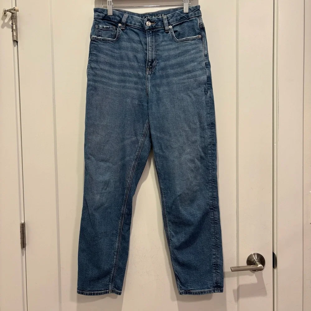 American‎ Eagle Mom Jeans Womens 8 Reg Blue High Rise Stretch Denim Medium Wash