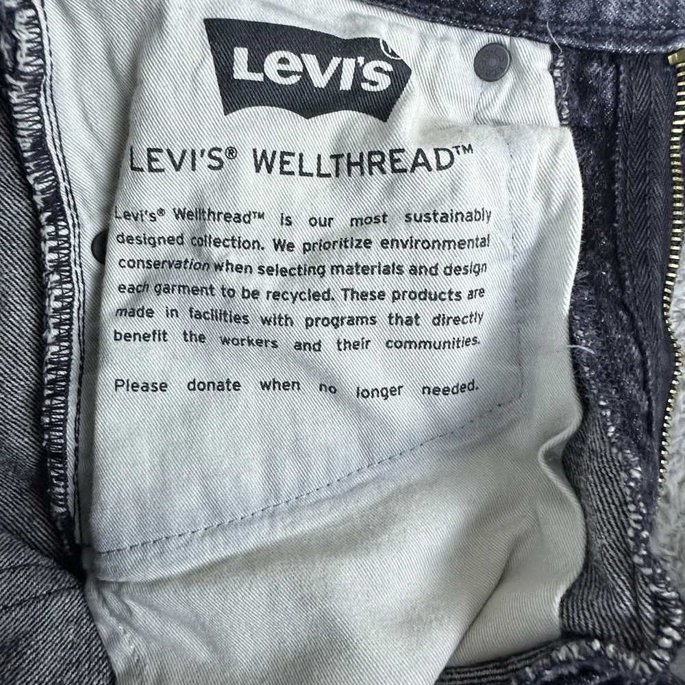 Levis levi ribcage