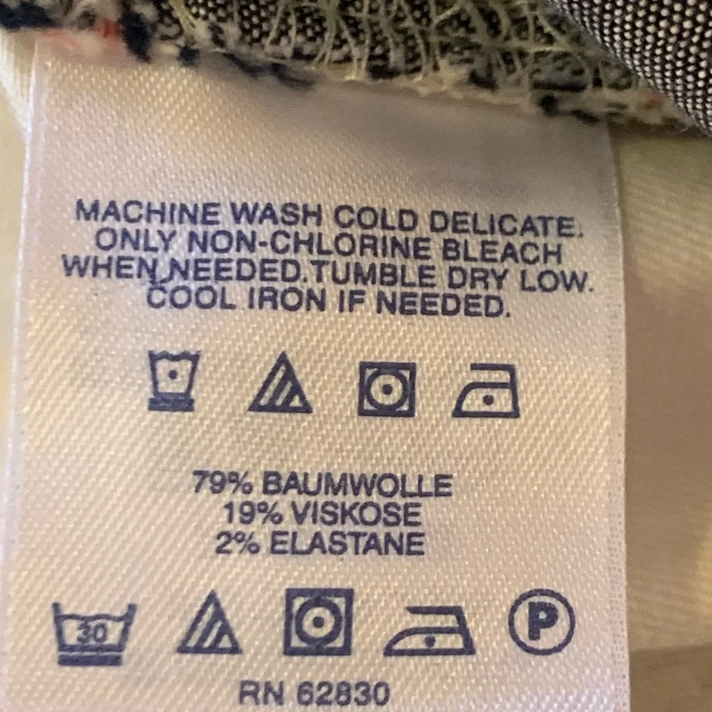 Lands End bin 126