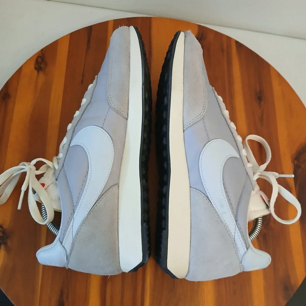Nike see images