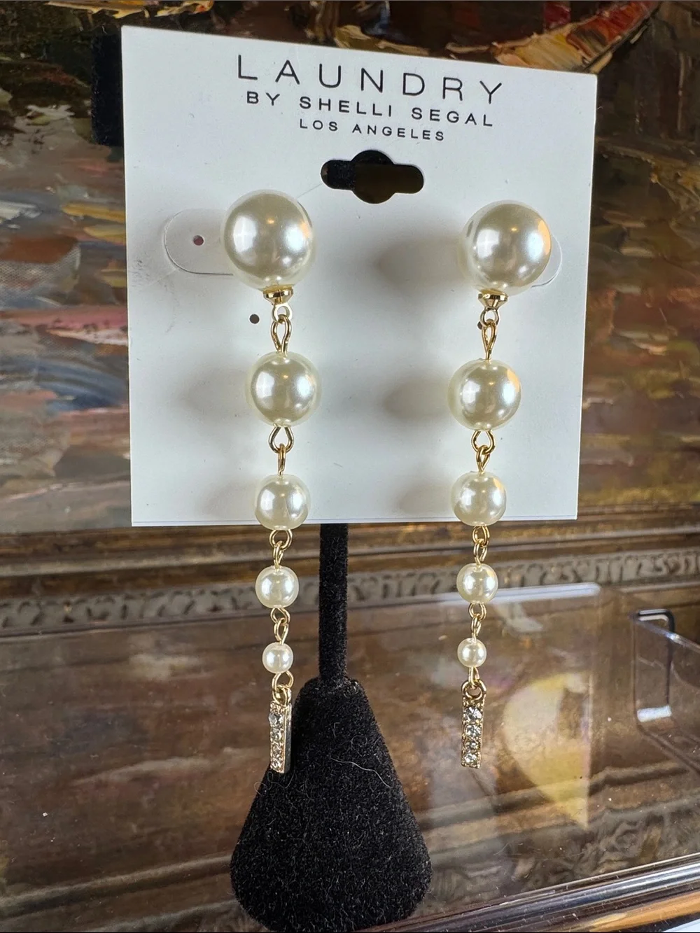0743-Laundry By Shelli Segal Cream Pearl and Gold Drop Earrings‎