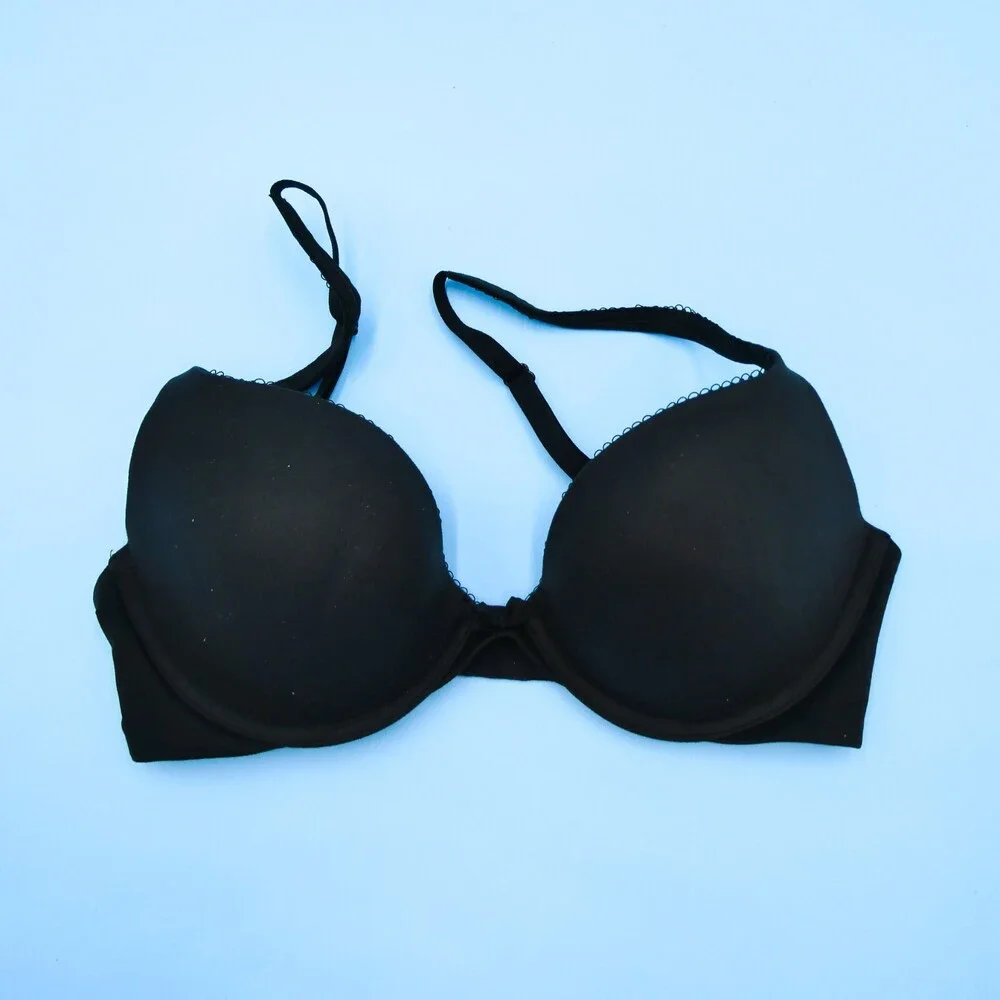 Victorias Secret Bra 32D Fringe Accent Bow Underwired Lined Black‎ 32 D New