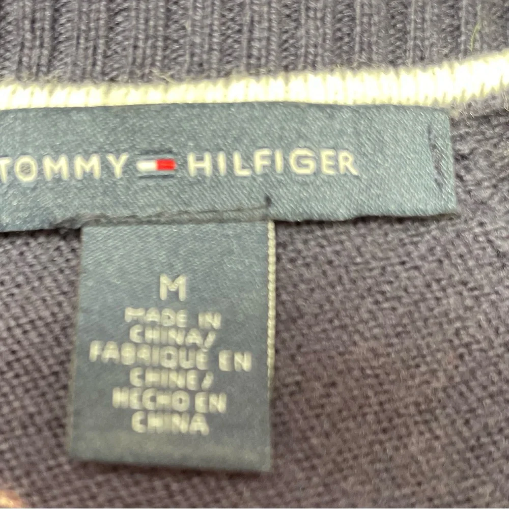 Tommy Hilfiger chic dark