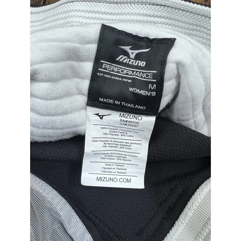 Mizuno product pair