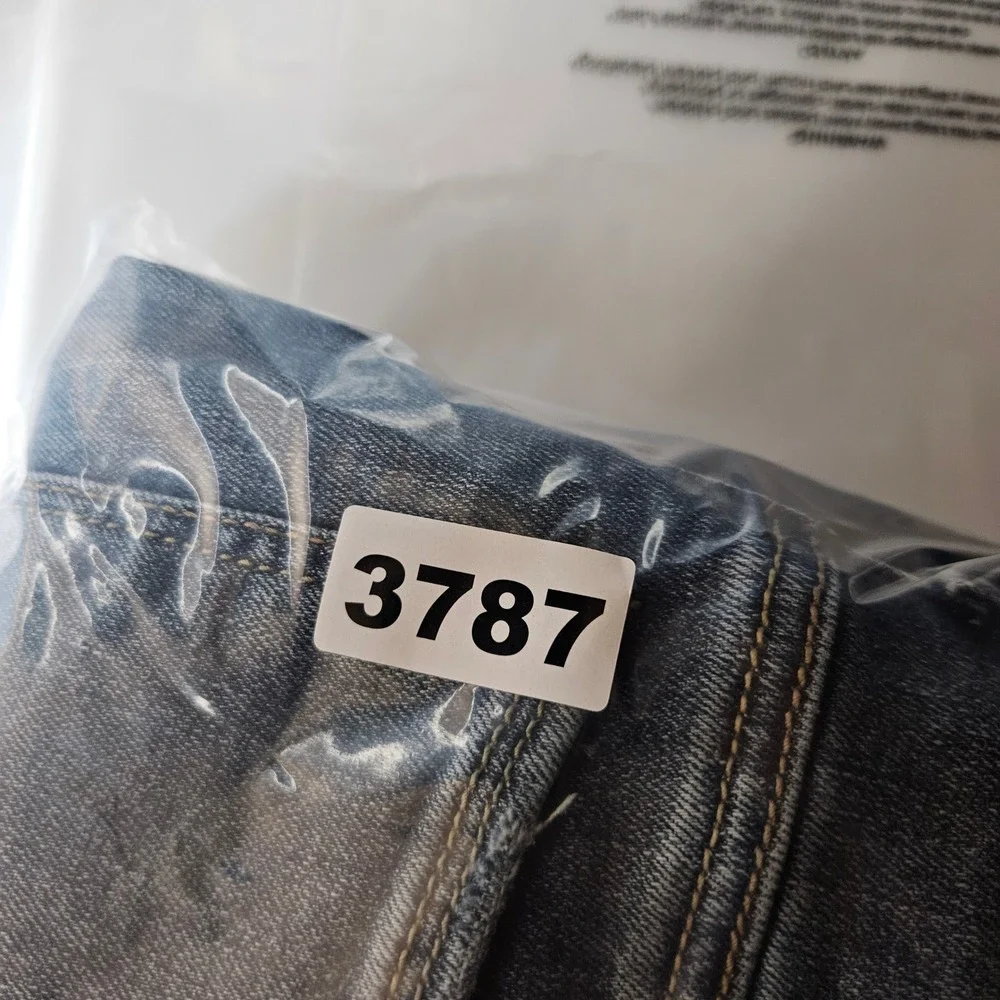 Silver Jeans measurements waist