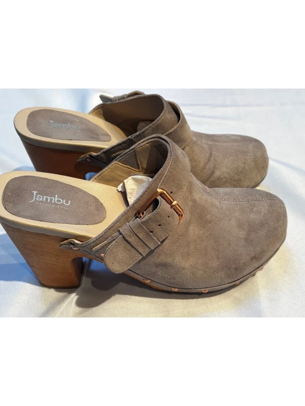 Jambu selling these