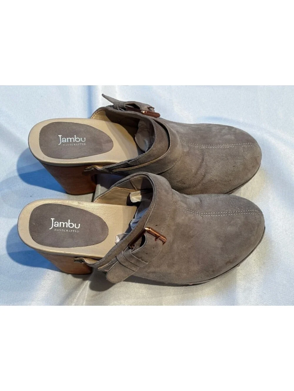 Jambu selling these