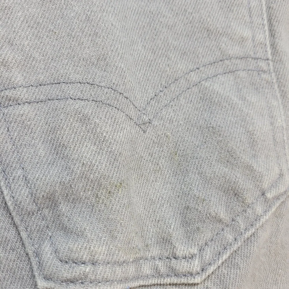 Levis *light discoloration