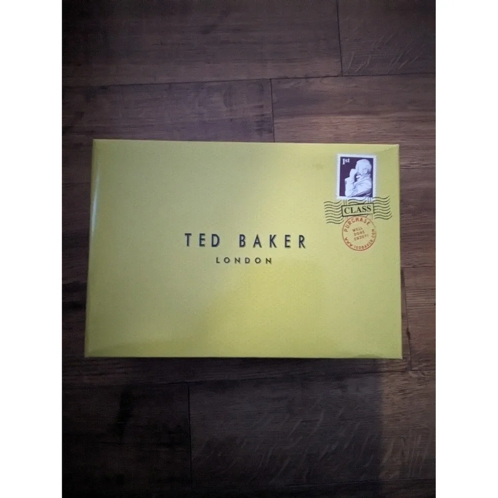 Ted Baker artful print