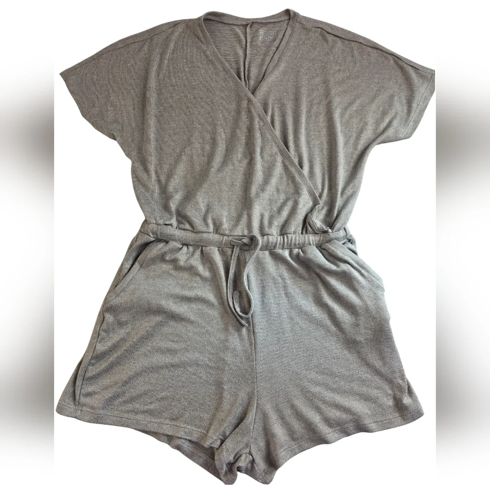 32 Degrees comfortable gray