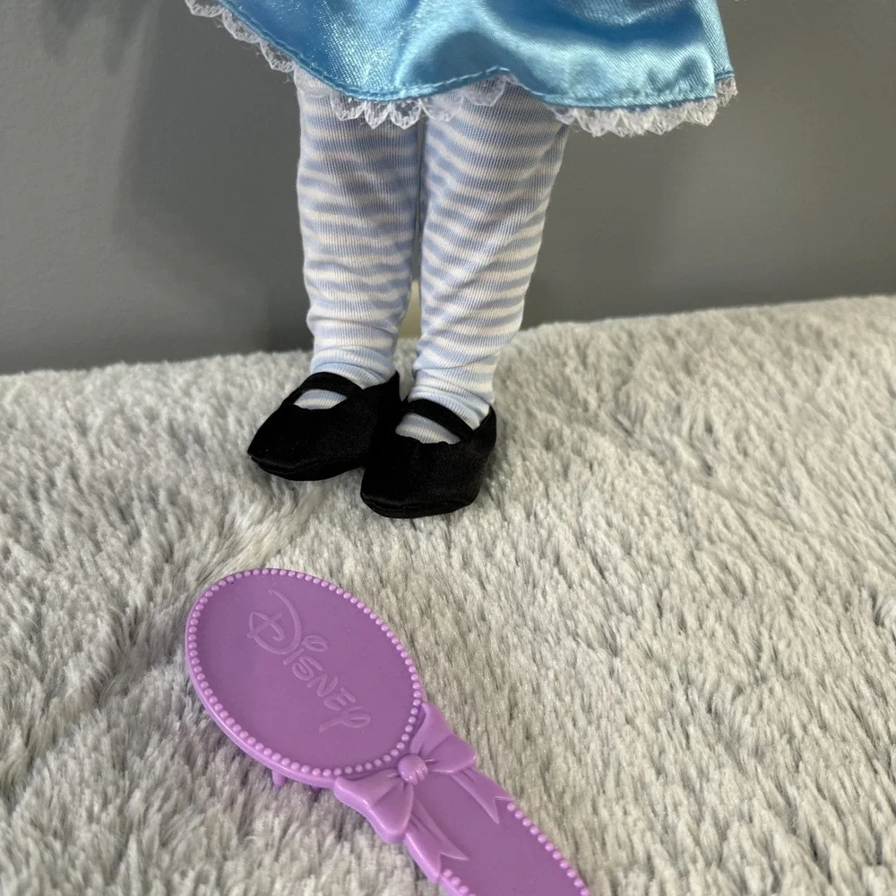 Vintage Disney Alice In Wonderland 15