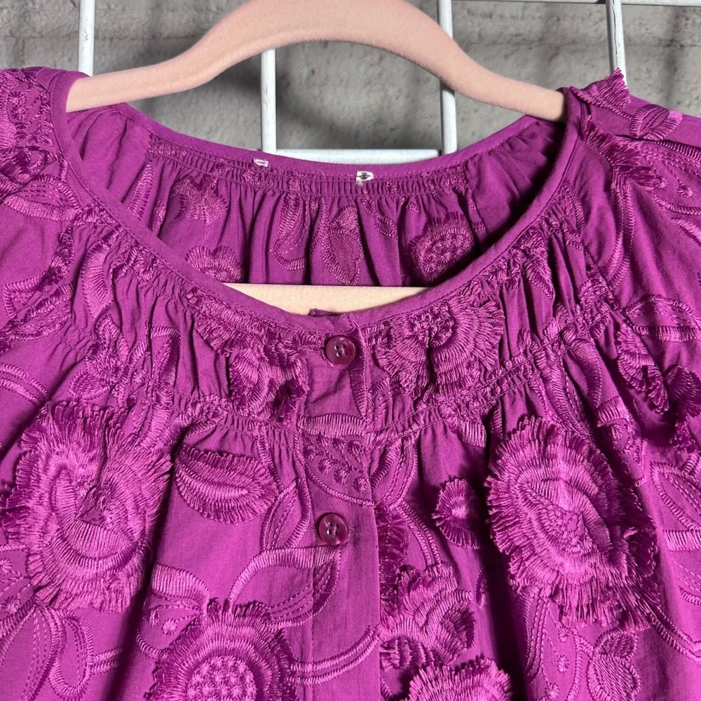 N/A vibrant magenta