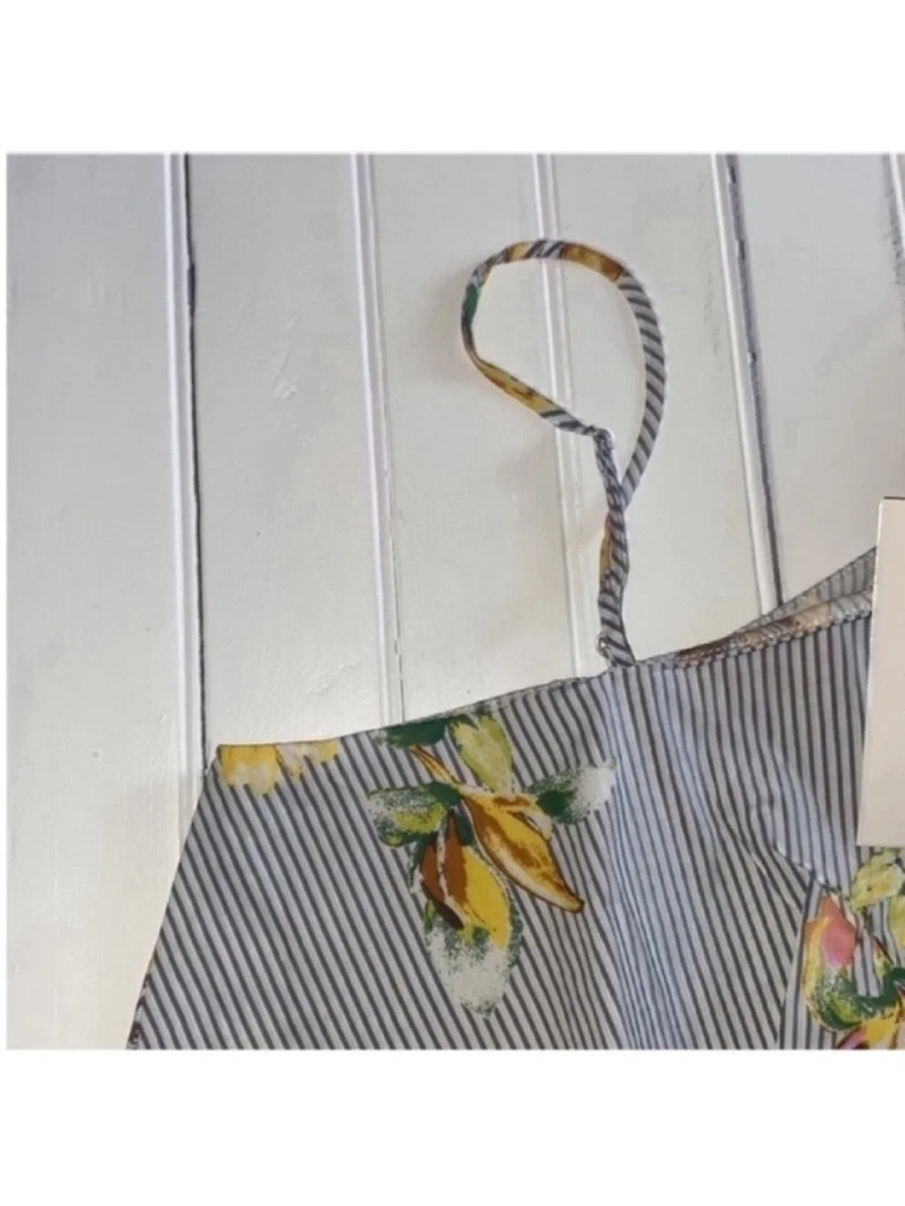 Urban Outfitters lumiere urban
