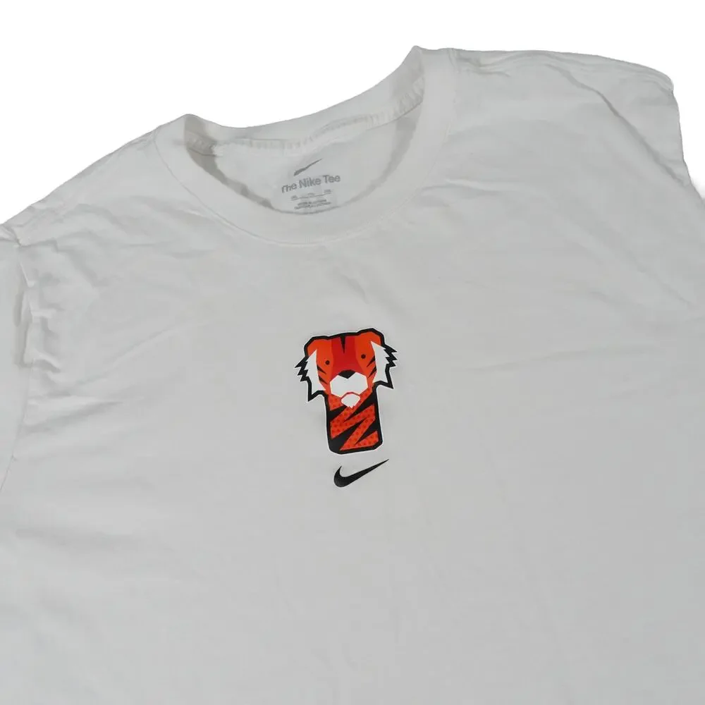 Nike tee tiger