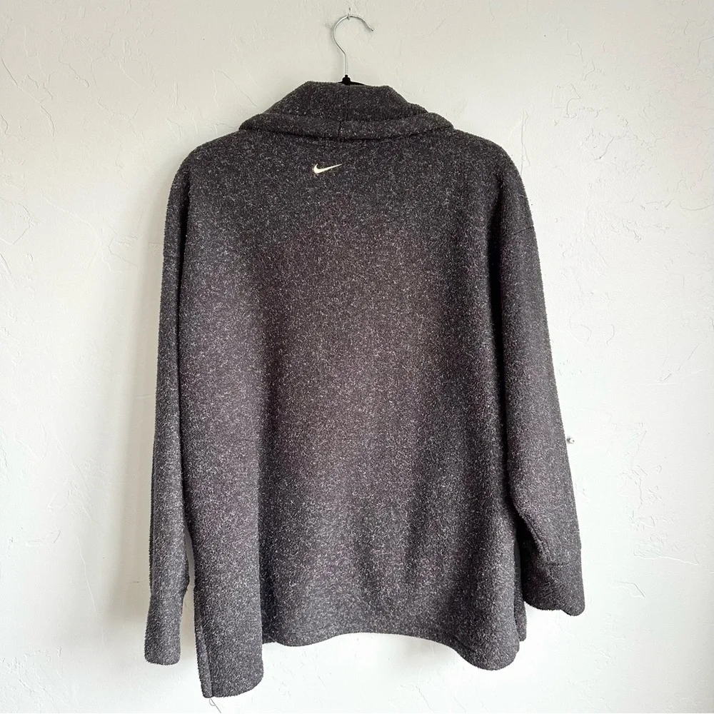 Nike women’s cozy