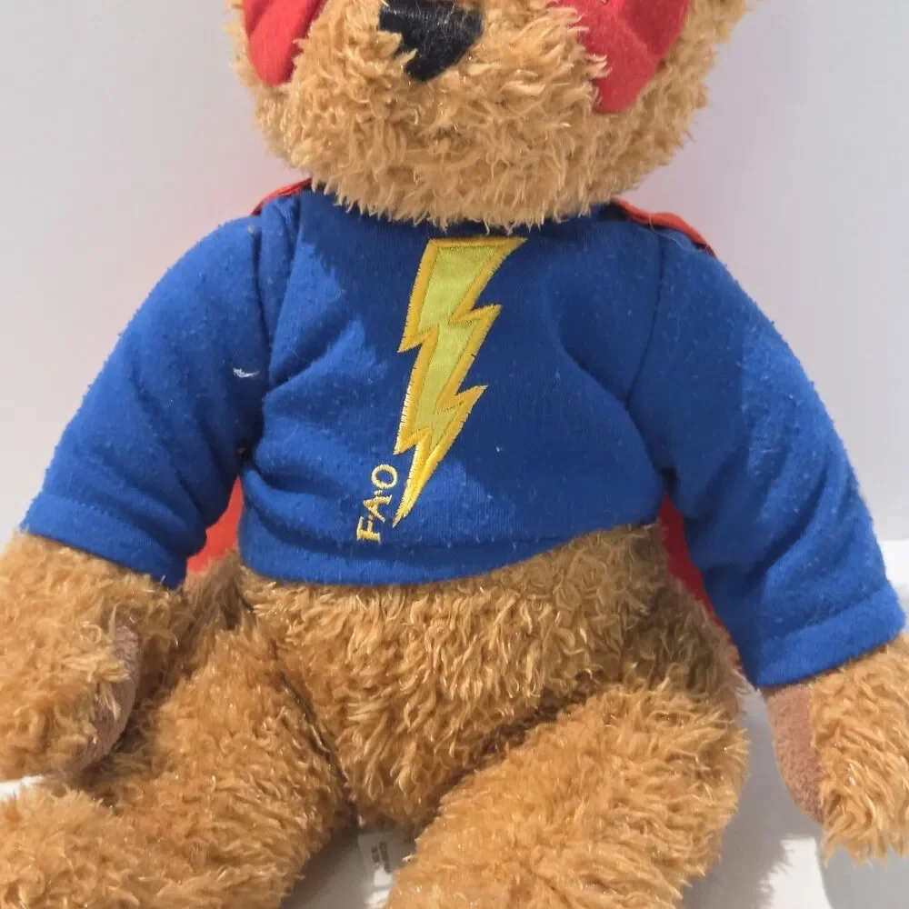 FAO Schwarz used has