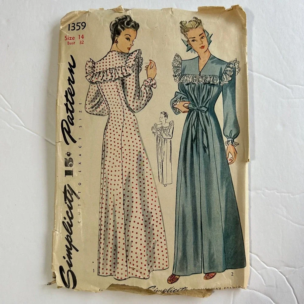 Simplicity Vintage 1940's Pattern #1359 Women's and Misses‎ Negligee Size 14