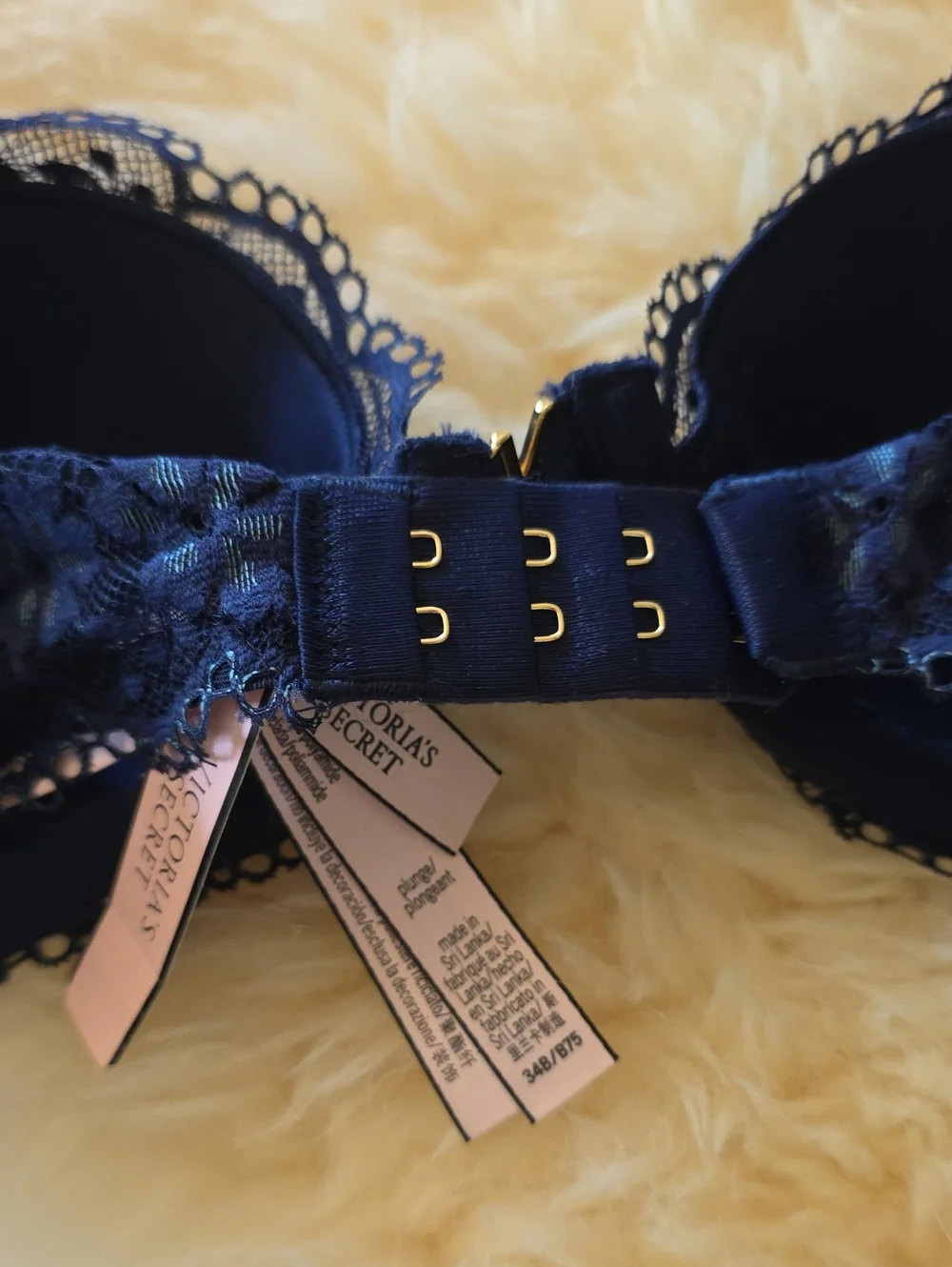 Victorias Secret ​brand victoria