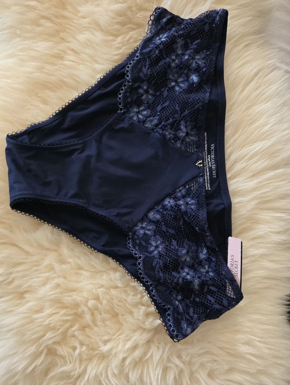 Victorias Secret ​brand victoria