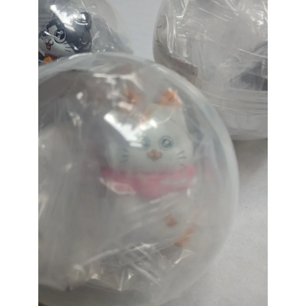 Trading figures - set of 3 types 