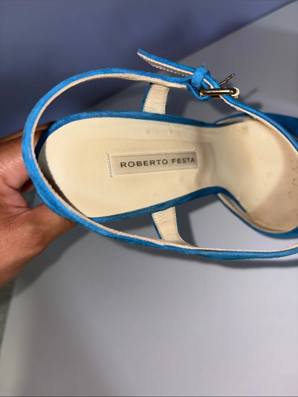 Roberto Festa stylish teal