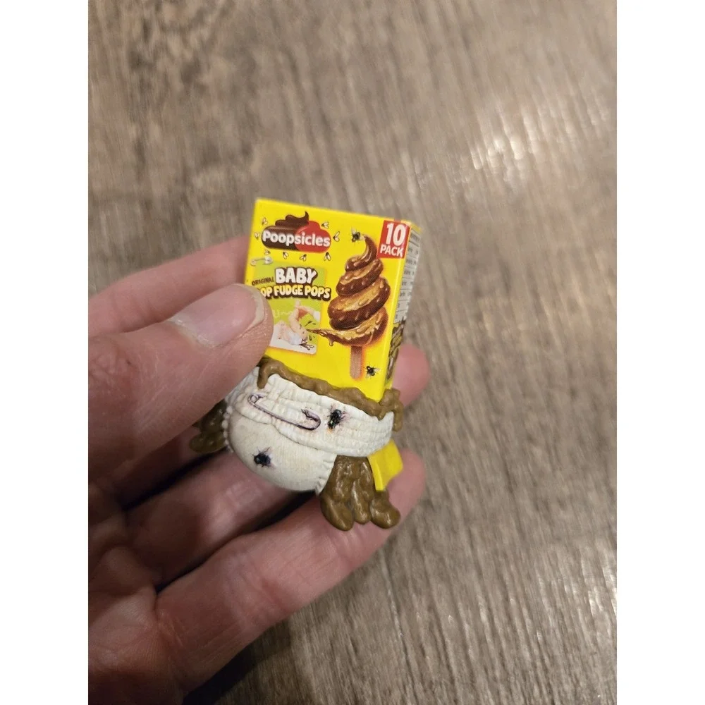 Zuru Mega Gross Mini Brands licensed ship pops