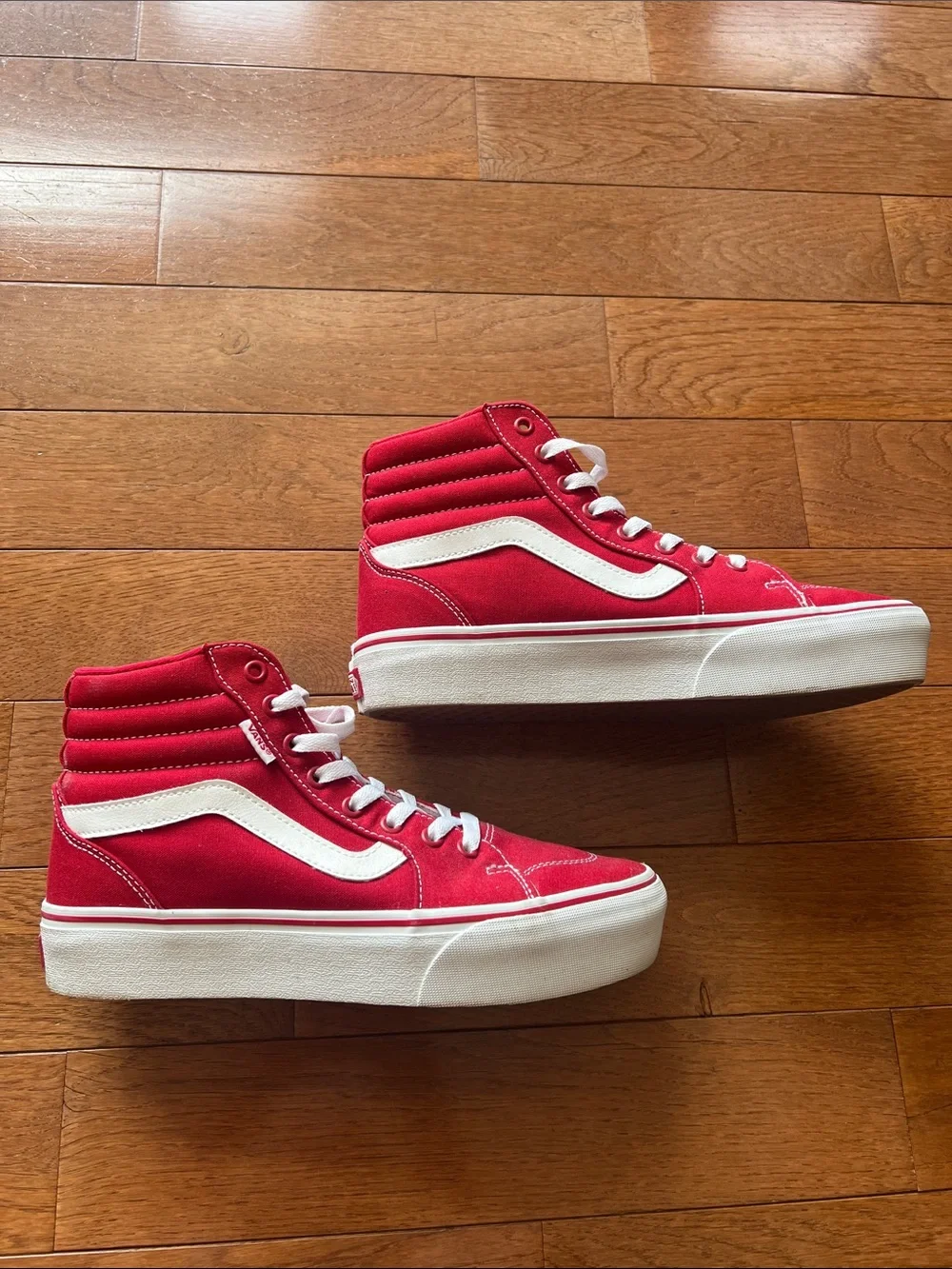 Vans bold red