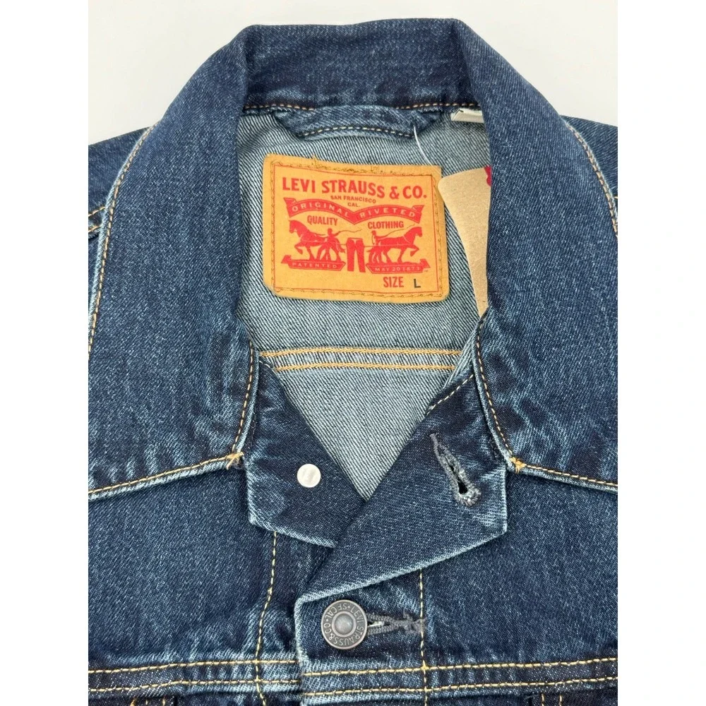 Levis iconic levi