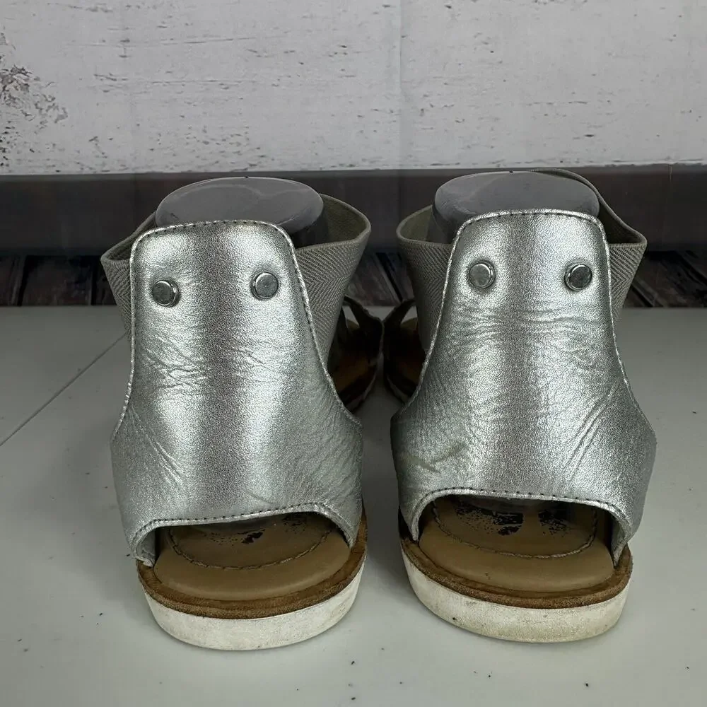 Sorel good used