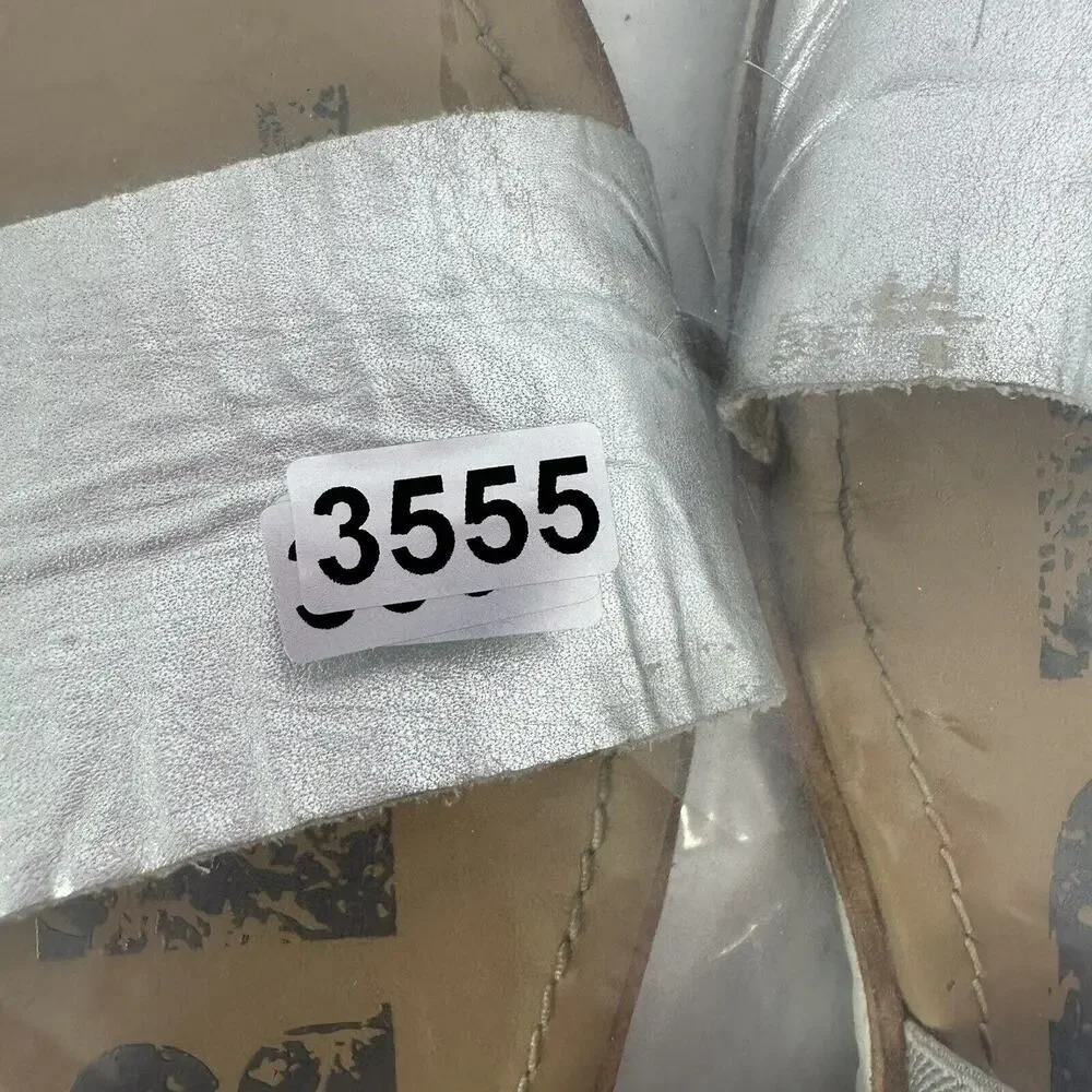 Sorel good used
