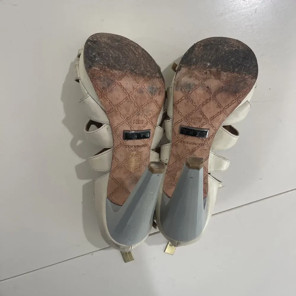 L.A.M.B. scuffing toes