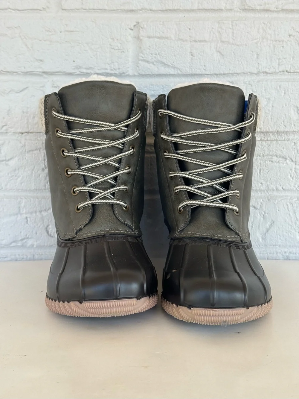 Magellan Outdoors ✨gray black